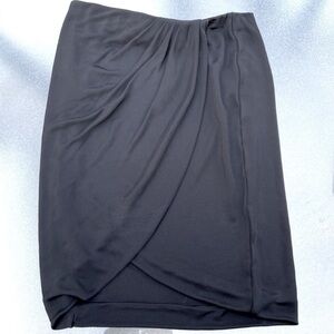 Aritzia Babaton Black Pull On Tulip Skirt Size XS